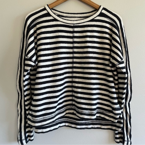 Madewell Women's Crewneck Sweater Black/White Striped Size Small - Picture 1 of 12